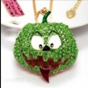 BETSEY JOHNSON GREEN ANGRY JACK O LANTERN PUMPKIN NECKLACE NWT